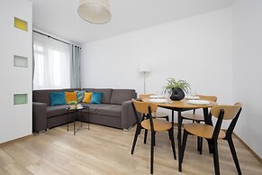 Apartment Near Airport Warsaw by Renters