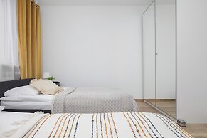 Apartment Near Airport Warsaw by Renters