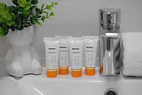 Apartment Near Airport Warsaw by Renters