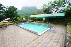 Twin Mountain Resort