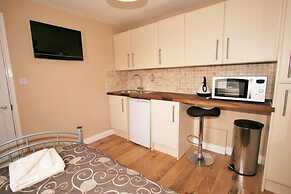 Central Studios Tennyson Road