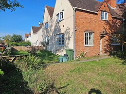 Central Studios Tennyson Road