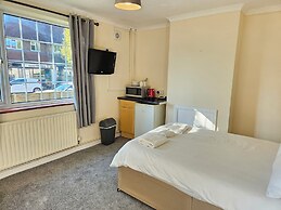 Central Studios Tennyson Road