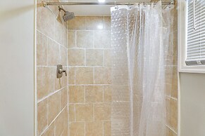 Serene Charleston Home Near Airport: Pets Welcome!