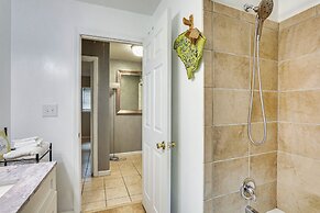 Serene Charleston Home Near Airport: Pets Welcome!