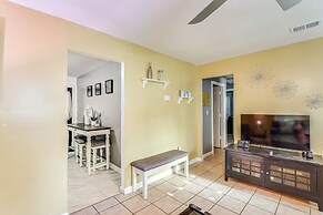 Serene Charleston Home Near Airport: Pets Welcome!