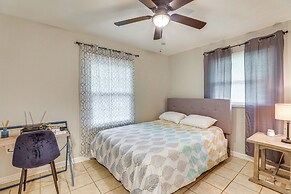 Serene Charleston Home Near Airport: Pets Welcome!