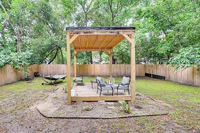 Serene Charleston Home Near Airport: Pets Welcome!