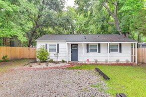 Serene Charleston Home Near Airport: Pets Welcome!