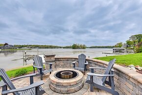 Rome City Lake House w/ Dock + Waterfront Views!