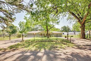 Private Dock & Fire Pit: Cedar Creek Reservoir Gem