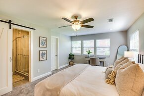 Private Dock & Fire Pit: Cedar Creek Reservoir Gem