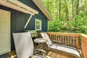 Mountain Escape w/ Gas Grill Near Lake Burton!