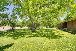 Dog-friendly Lexington Retreat: Step-free Access!