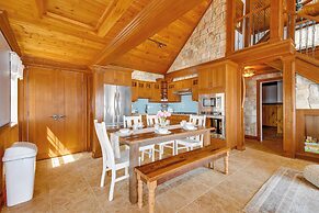 Waterfront Romulus Getaway w/ Private Dock!