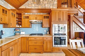 Waterfront Romulus Getaway w/ Private Dock!