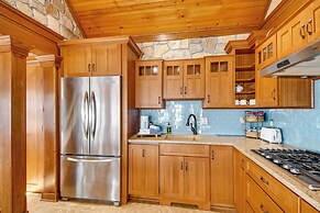 Waterfront Romulus Getaway w/ Private Dock!