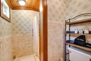 Waterfront Romulus Getaway w/ Private Dock!