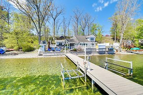 Waterfront Romulus Getaway w/ Private Dock!