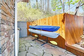 Waterfront Romulus Getaway w/ Private Dock!