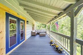 Ashe County Log Cabin: Mountain-view Deck, Sauna