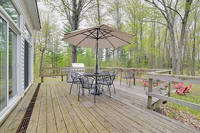 Pet-friendly Kalkaska Home ~ 19 Mi to Torch Lake!