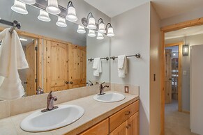 Convenient Winter Park Condo - 3 Mi to Resort!