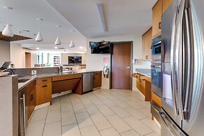 Downtown Denver Condo in the Center of the City!