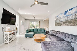 5 Mi to Beach: Luxe Home w/ Spa in Cape Coral!