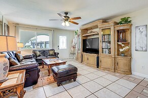Mesa Home w/ Community Pools: Pets Welcome!