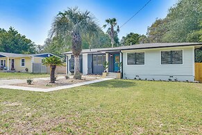 Fort Walton Beach Home: 3 Mi to Beach & Pier!