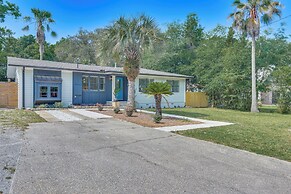 Fort Walton Beach Home: 3 Mi to Beach & Pier!