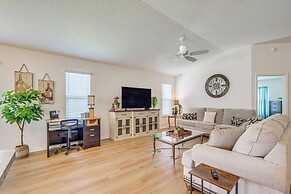 Furnished Lanai & Golf Cart: the Villages Home!