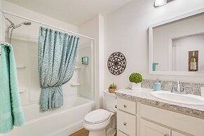 Furnished Lanai & Golf Cart: the Villages Home!