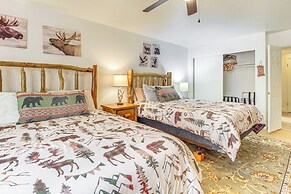 Hike & Golf: Family Home w/ Balcony in Pinetop!