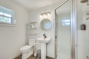 Welcoming Grants Pass Retreat - Walk to Park!