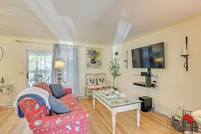 Bright Townhome w/ Pool Access: Near Bethany Beach