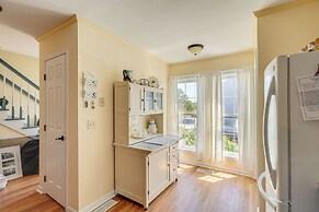 3 Mi to Bethany Beach: Coastal Gem w/ Pool Access