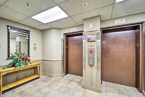 Overlooking Ski Slopes: Sugar Mountain Condo!