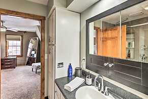 5-acre Graceland Family Home in West Des Moines