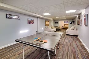 5-acre Graceland Family Home in West Des Moines