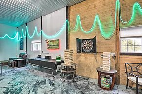 5-acre Graceland Family Home in West Des Moines