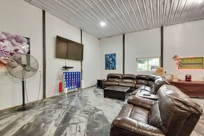 5-acre Graceland Family Home in West Des Moines