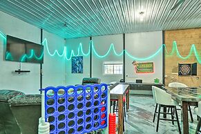 5-acre Graceland Family Home in West Des Moines