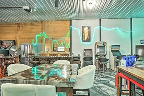 5-acre Graceland Family Home in West Des Moines