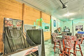 5-acre Graceland Family Home in West Des Moines