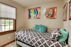 5-acre Graceland Family Home in West Des Moines