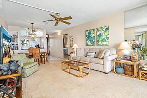 Menehune Shores, #517 1 Bedroom Condo by RedAwning