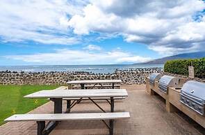 Menehune Shores, #517 1 Bedroom Condo by RedAwning