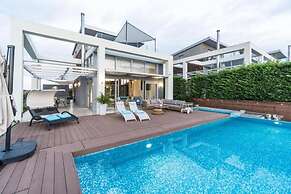 Island Villa Sani Sea View